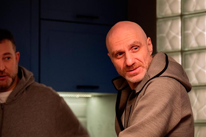 Фильм «Меньшее зло» (2022) - сюжет, актеры и роли, кадры из фильма