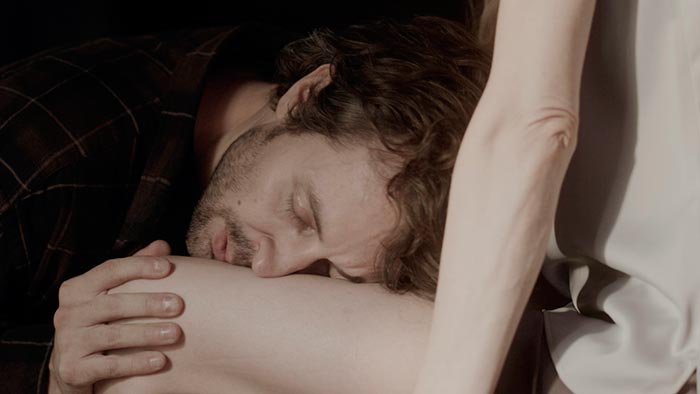 кадр Мерзлая земля 8