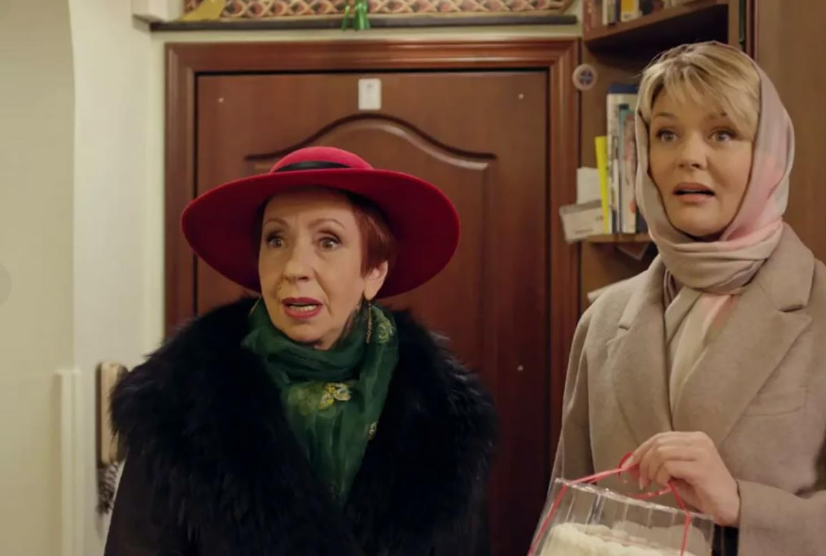 Кадр из сериала Между нами, девочками кадр Между нами, девочками 6