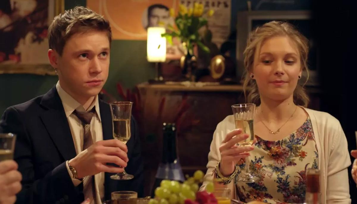 Кадр из сериала Между нами, девочками кадр Между нами, девочками 9