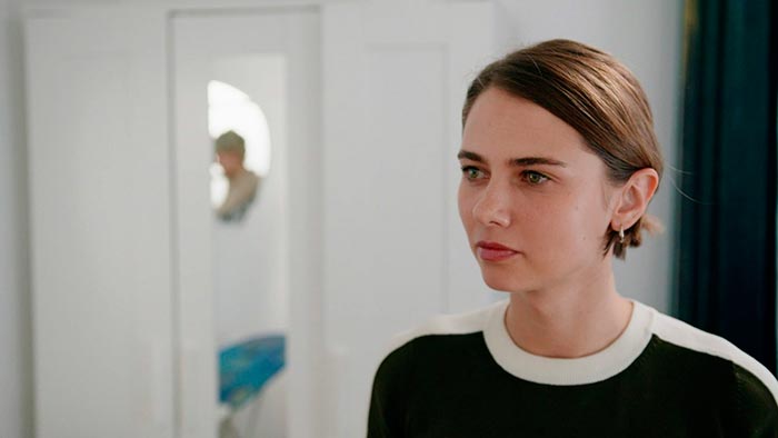 Сериал «Милая соседка» (2023) - сюжет, актеры и роли, кадры из сериала