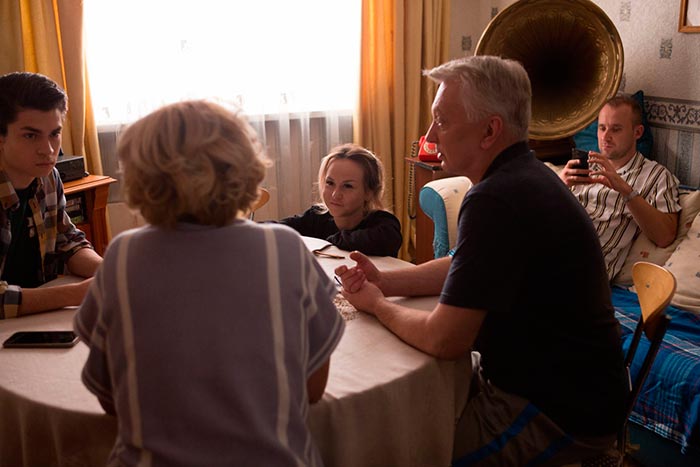 Кадр из сериала Милиционер с Рублёвки 2 сезон кадр Милиционер с Рублёвки 2 сезон 11