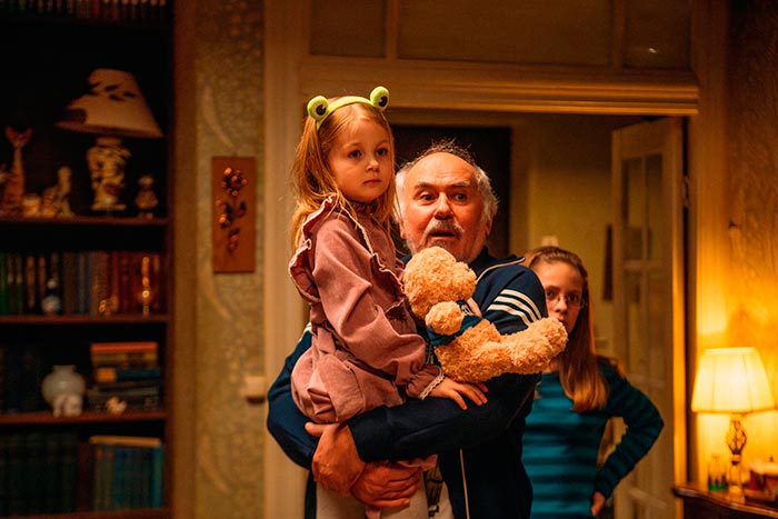 кадр Миллиард проблем 9