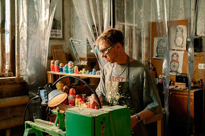 кадр Мистер Ноготь 7