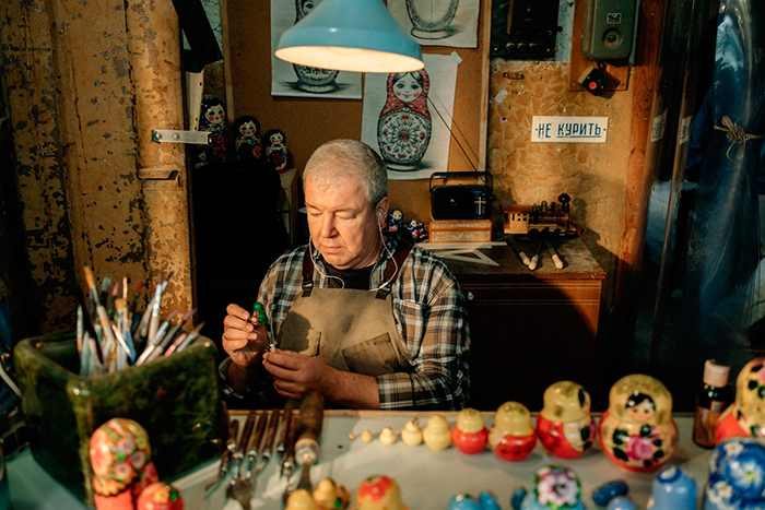 кадр Мистер Ноготь 8