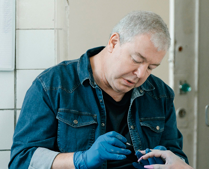 кадр Мистер Ноготь 9