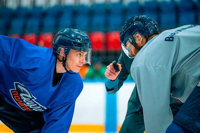 Кадр из сериала Молодёжка. Новая смена кадр Молодёжка. Новая смена 6