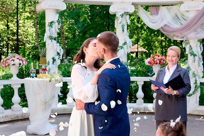 Кадр из сериала Н+Н кадр Н+Н 8