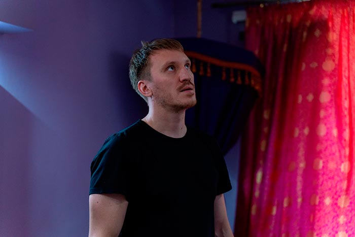 Кадр из сериала На работу! кадр На работу! 2