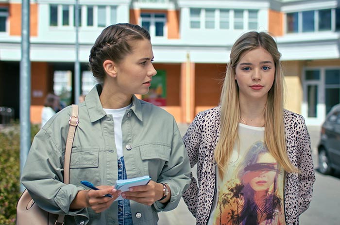 кадр Настенька. Медовик и клубничный мохито 2