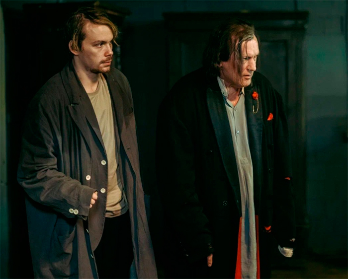 Кадр из сериала Неземная кадр Неземная 9