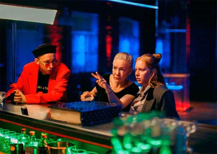 Кадр из сериала Неземная кадр Неземная 11