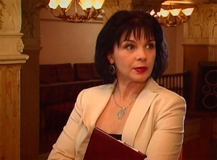 Кадр из сериала Нежное чудовище кадр Нежное чудовище 2