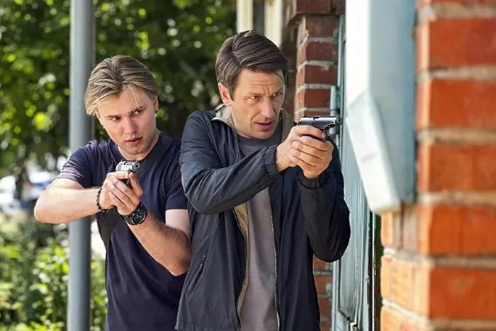 Кадр из сериала Новая земля кадр Новая земля 6