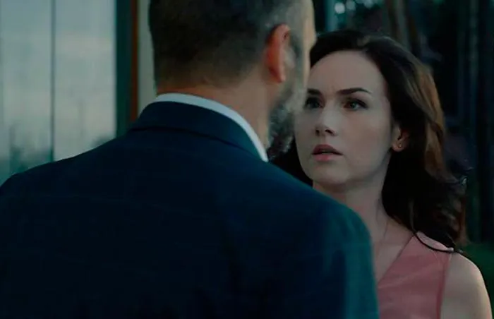 Кадр из сериала Объятия лжи кадр Объятия лжи 6