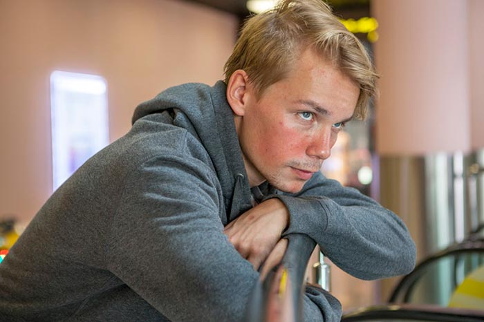 Кадр из сериала Она сбила лётчика кадр Она сбила лётчика 10