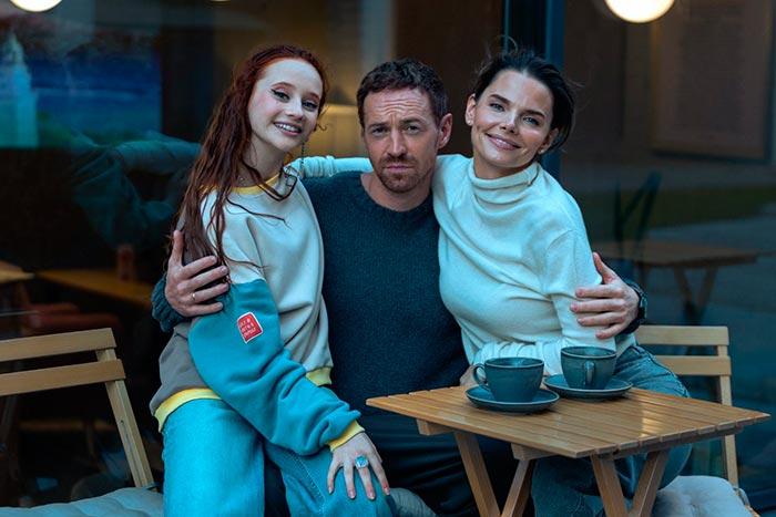 Кадр из сериала Опасная близость кадр Опасная близость 11