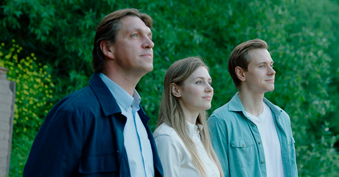 Кадр из сериала Отель Солнечная долина кадр Отель Солнечная долина 6