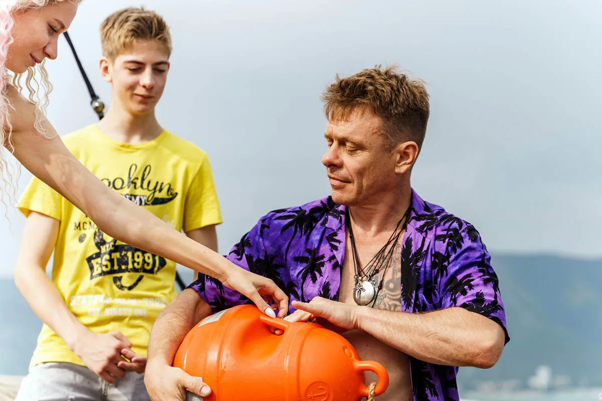 кадр Отпуск 2 сезон 5