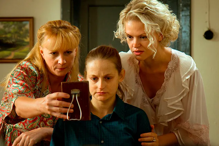 Кадр из сериала Оттепель кадр Оттепель 11