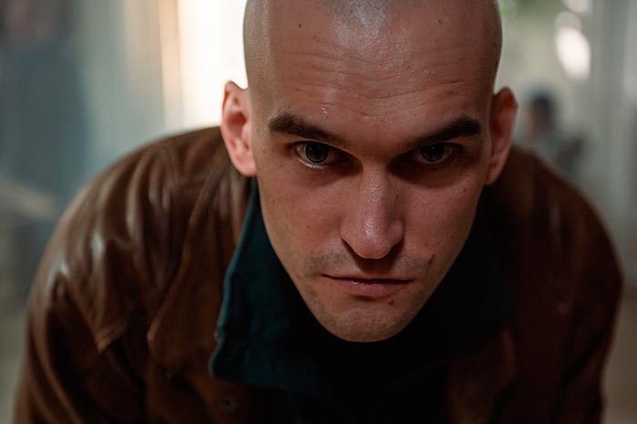 Кадр из сериала Пальцы кадр Пальцы 11