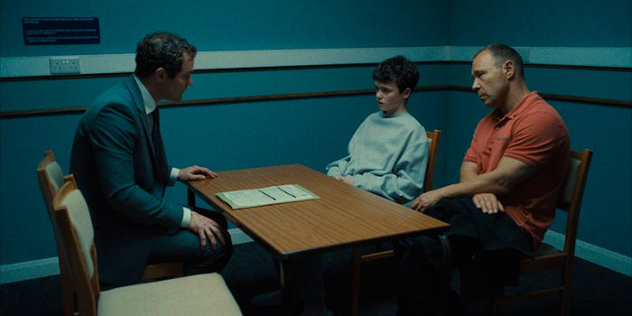 кадр Переходный возраст 5