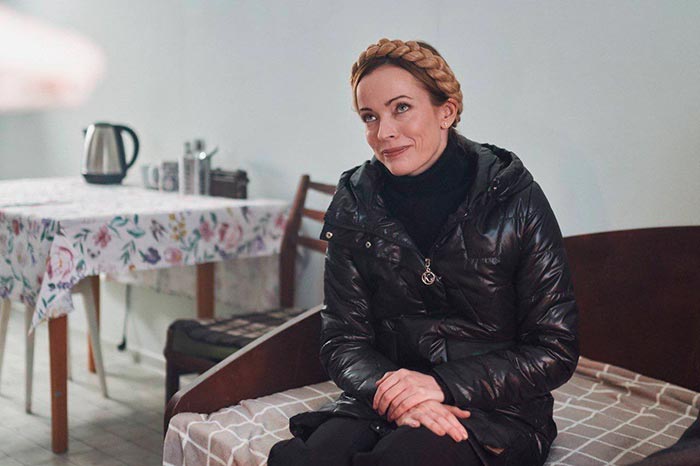 кадр Переведи её через Майдан 3