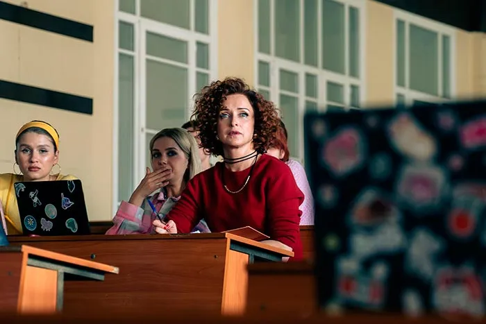 кадр Первокурсницы 2 сезон 7
