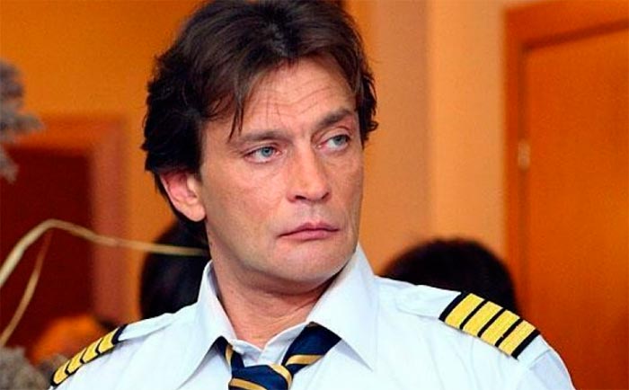 Сериал «Пилот международных авиалиний» (2011) - сюжет, актеры и роли ...