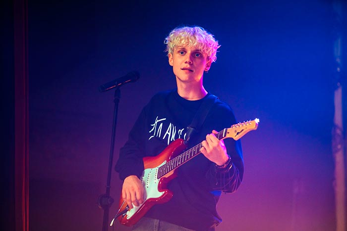 Кадр из сериала Плакса 2 сезон кадр Плакса 2 сезон 5