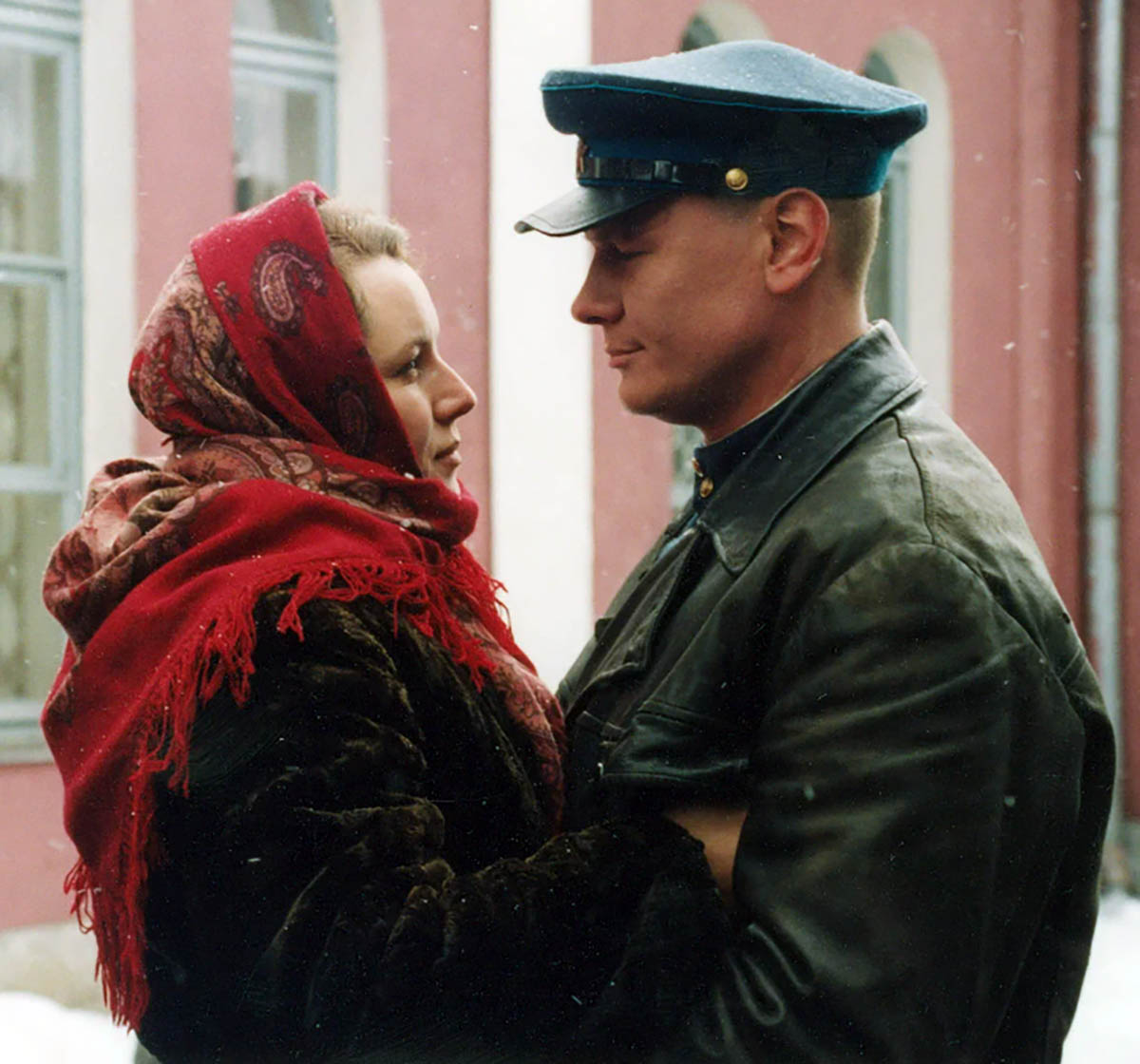 Кадр из сериала По ту сторону волков кадр По ту сторону волков 19