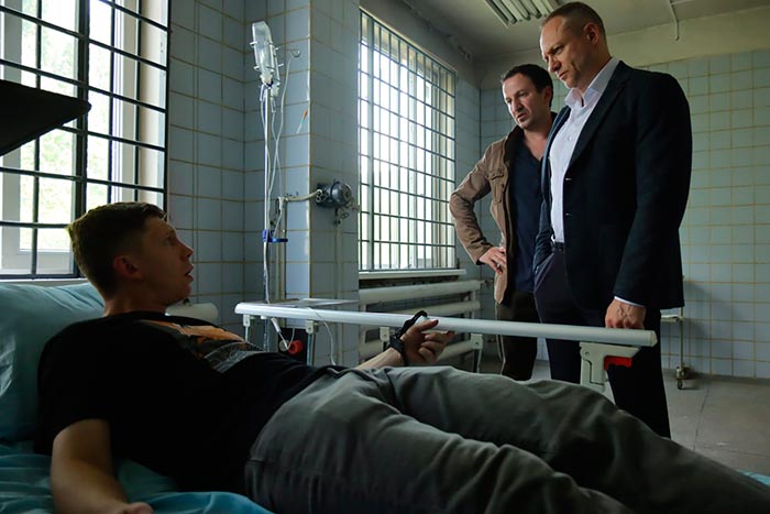 Кадр из сериала Под защитой кадр Под защитой 8