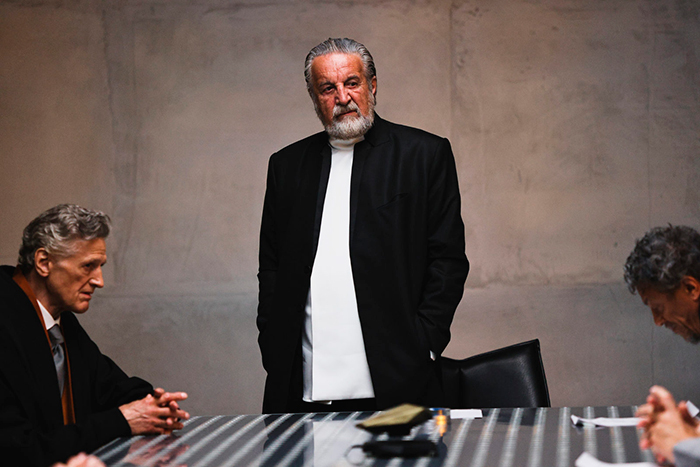 Кадр из сериала Полдень кадр Полдень 10