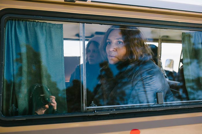 кадр Привет, мама 5