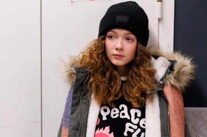 Кадр из сериала Призрачная связь кадр Призрачная связь 2