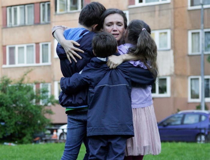 кадр Пропасть между нами 10