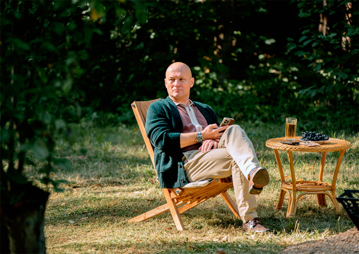 кадр Пустая комната 9