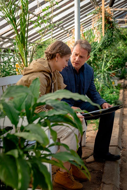 кадр Репейник 5