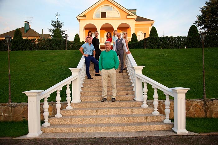 Кадр из сериала Семейная тайна кадр Семейная тайна 11