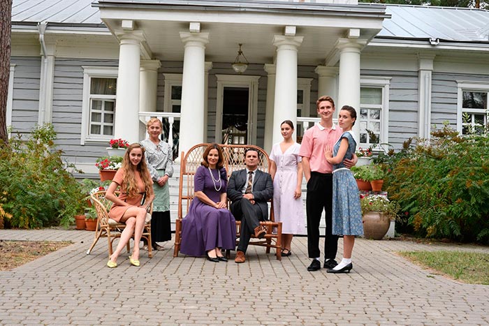 Кадр из сериала Семейные призраки кадр Семейные призраки 2