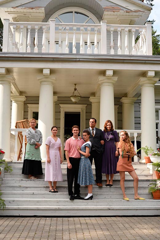 Кадр из сериала Семейные призраки кадр Семейные призраки 4