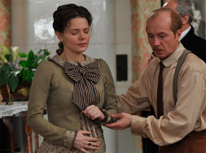 Сериал «Шерлок Холмс» (2013) - сюжет, актеры и роли, кадры из сериала