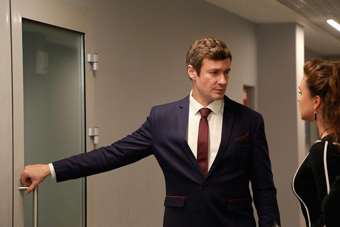 Кадр из сериала Шестое чувство кадр Шестое чувство 9