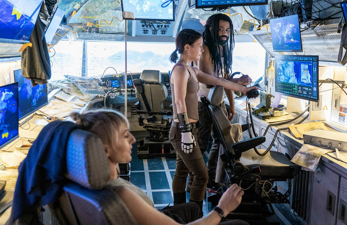 кадр Сквозь снег 21