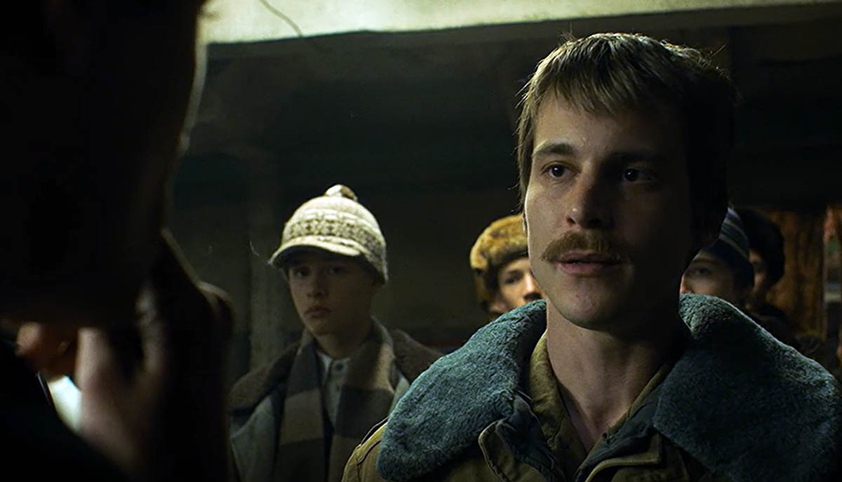 кадр Слово пацана. Кровь на асфальте 27