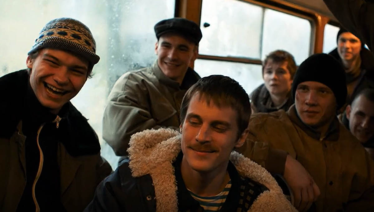 кадр Слово пацана. Кровь на асфальте 35