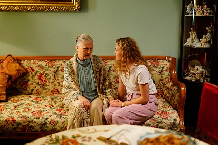 Кадр из сериала Сокровище Королёвой Анны кадр Сокровище Королёвой Анны 8