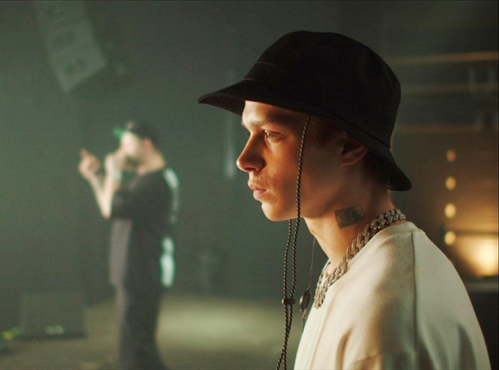 Кадр из сериала Sold Out кадр Sold Out 11