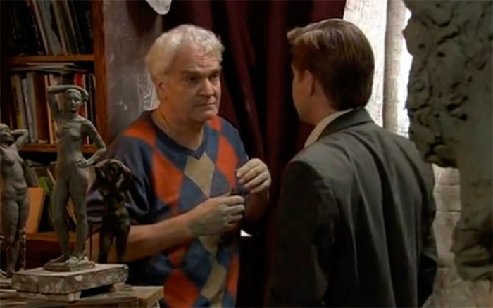 кадр Соло для пистолета с оркестром 8