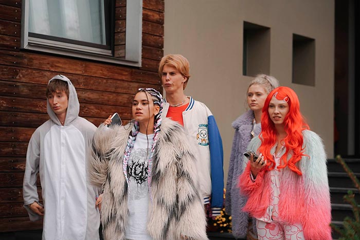 Сериал «Светлаков +» (2024) - сюжет, актеры и роли, кадры из сериала